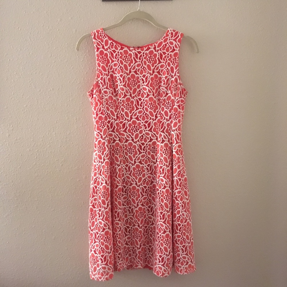 Eva Mendes lace dress